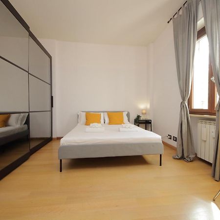 Cozy And Comfy Apartment In Piramide Metro Stop Roma Esterno foto